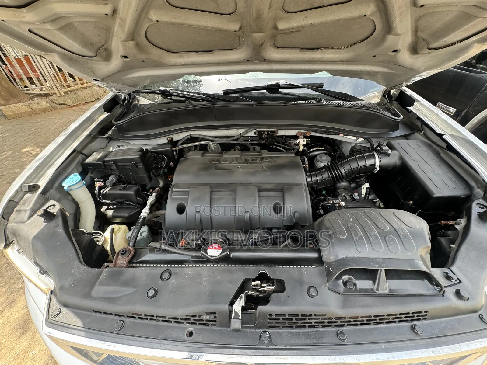 Honda Ridgeline 2012 Silver