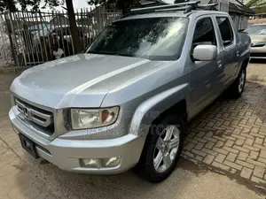 Honda Ridgeline 2012 Silver