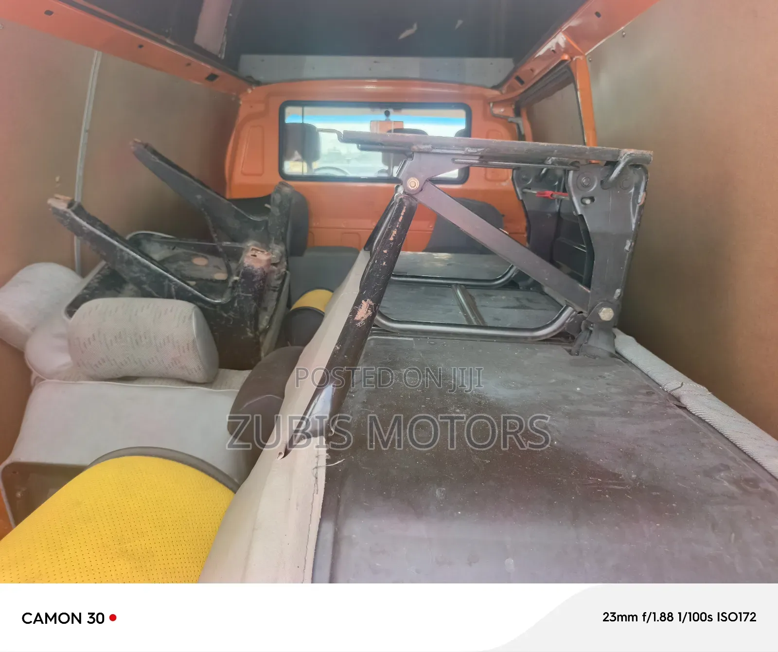 Volkswagen Transporter 2002 Orange