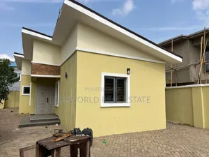 2bdrm Bungalow in Golden Palace, Akala Express for rent
