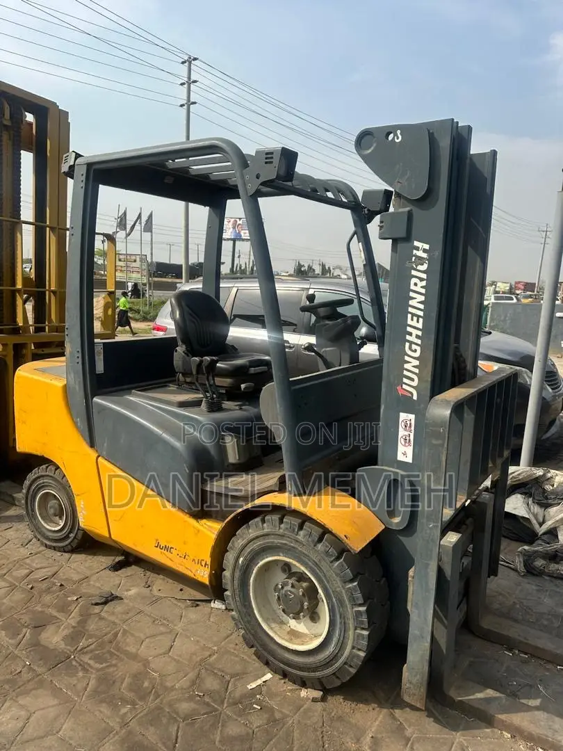 Forklift Jungheinrich