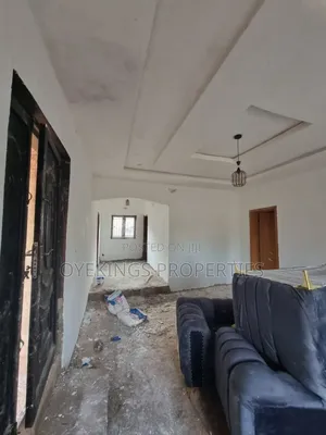 3bdrm Bungalow in Idi-Ope, Akala Express for sale