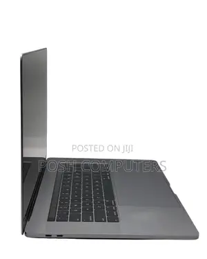 Laptop Apple MacBook Pro 2019 32GB Intel Core i7 SSD 256GB