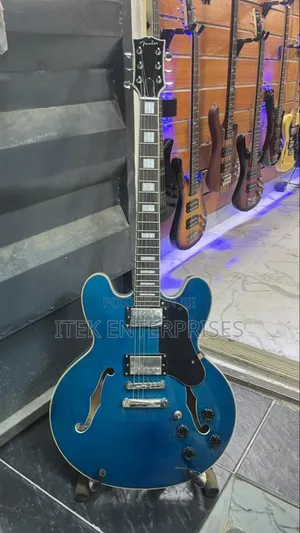 Fender-Style Semi-Hollow Electric Guitar (Blue Burst)