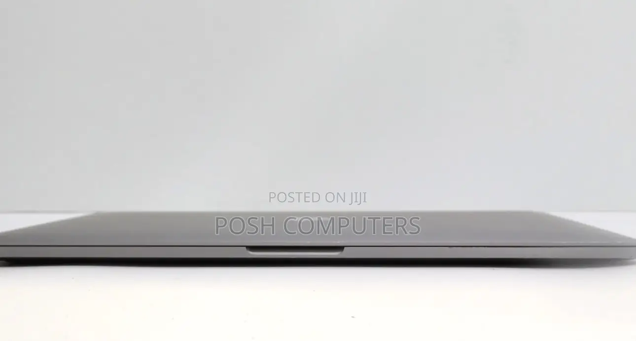 Laptop Apple MacBook Pro 2019 32GB Intel Core i9 SSD 256GB