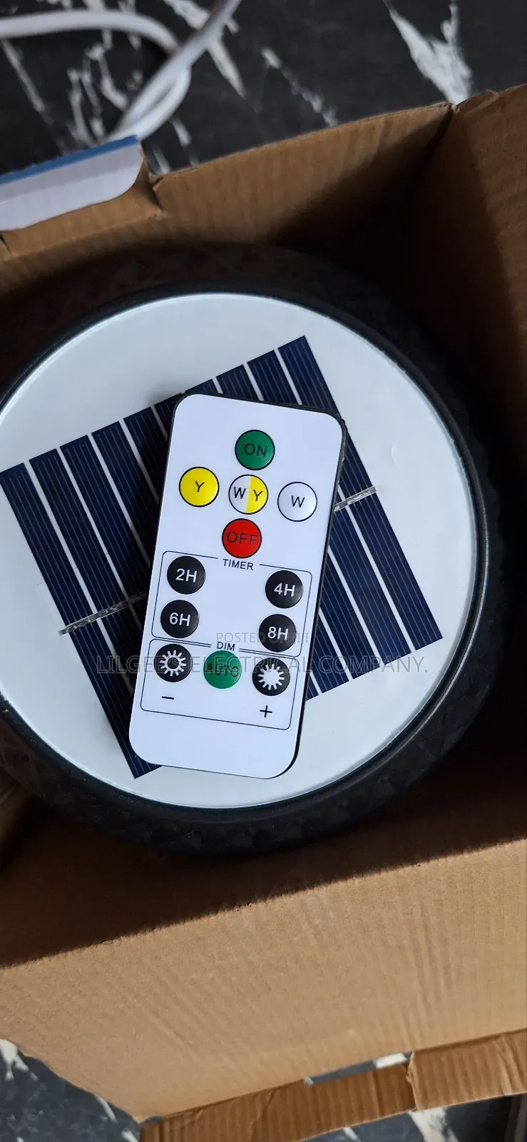 High Quality Solar Powered Pillar/Garden Light