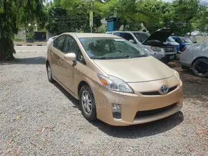 Toyota Prius 2010 Gold