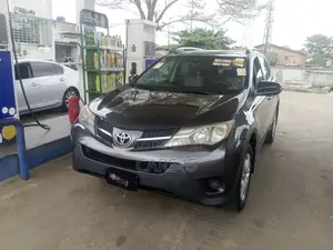 Toyota RAV4 2015 Gray
