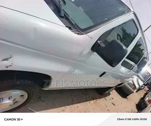 Ford E350 2007 White