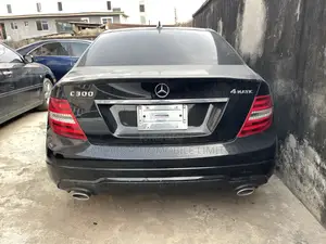 Mercedes-Benz C300 Sport 4Matic Sedan AWD (3.5L 6cyl 7A) 2014 Black