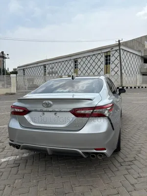 Toyota Camry XSE V6 FWD (3.5L 6cyl 8AM) 2018 Silver