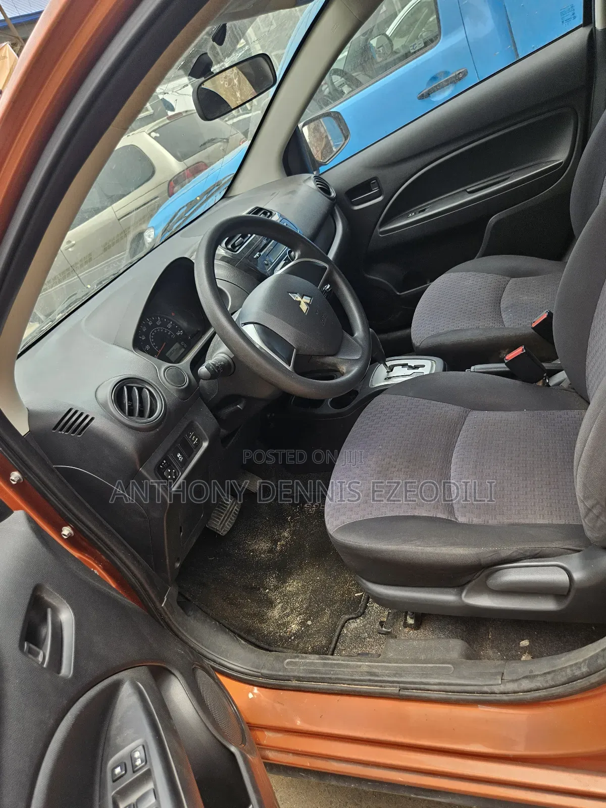 Mitsubishi Mirage 2017 Gold