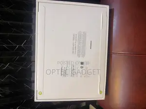 New Laptop Apple MacBook Air 2023 M2 16GB Apple M2 SSD 256GB