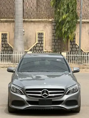 Mercedes-Benz C300 Sport 4Matic Sedan AWD (2.0L 4cyll 7A) 2016 Gray