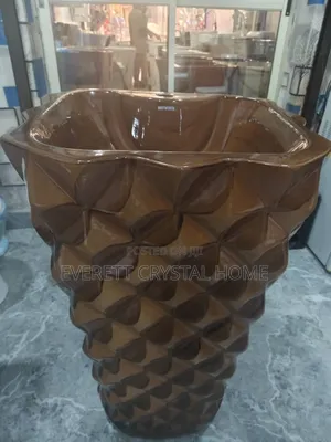 Brownish Standing Basin