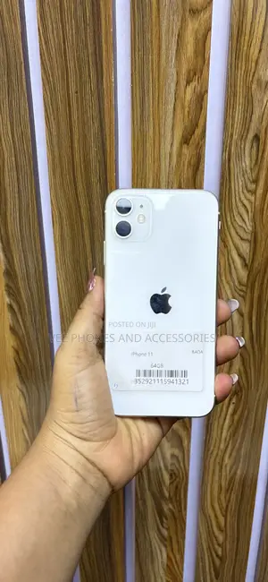 Apple iPhone 11 64 GB White