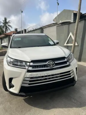 Toyota Highlander Limited 4dr SUV AWD (3.5L 6cyl 6A) 2014 White