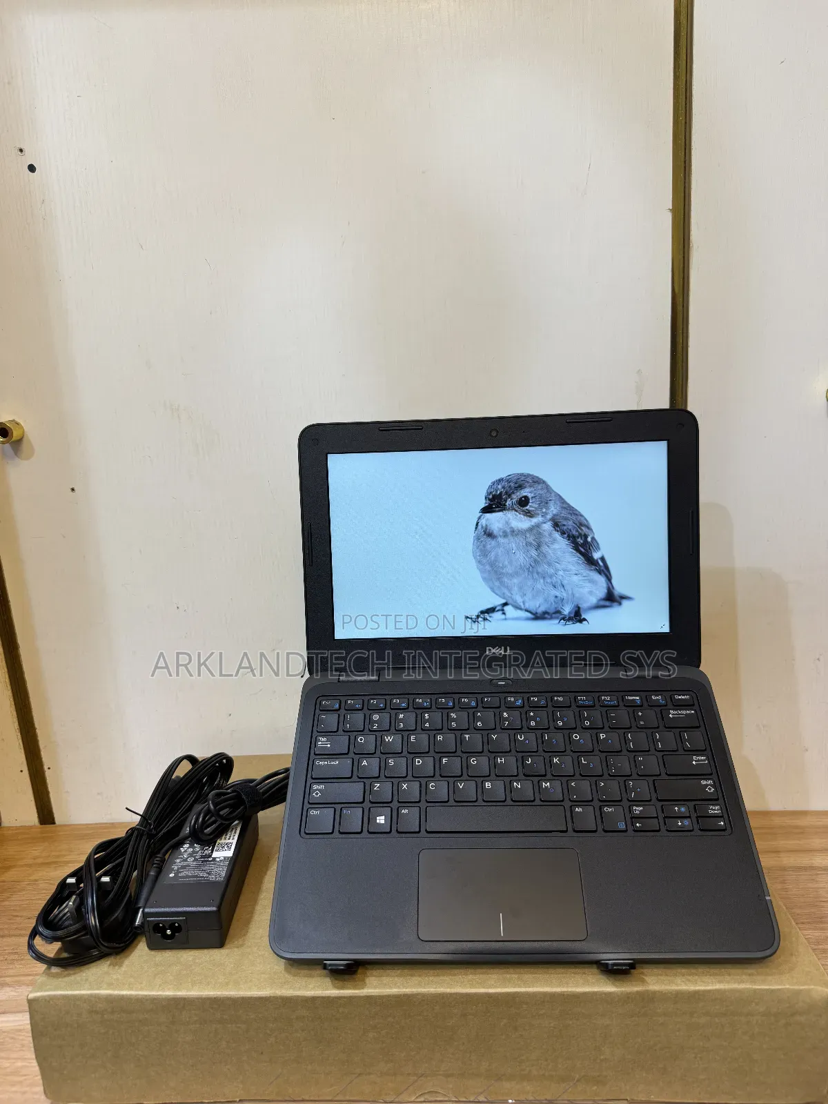 New Laptop Dell Latitude 10 4GB Intel Celeron SSD 60GB