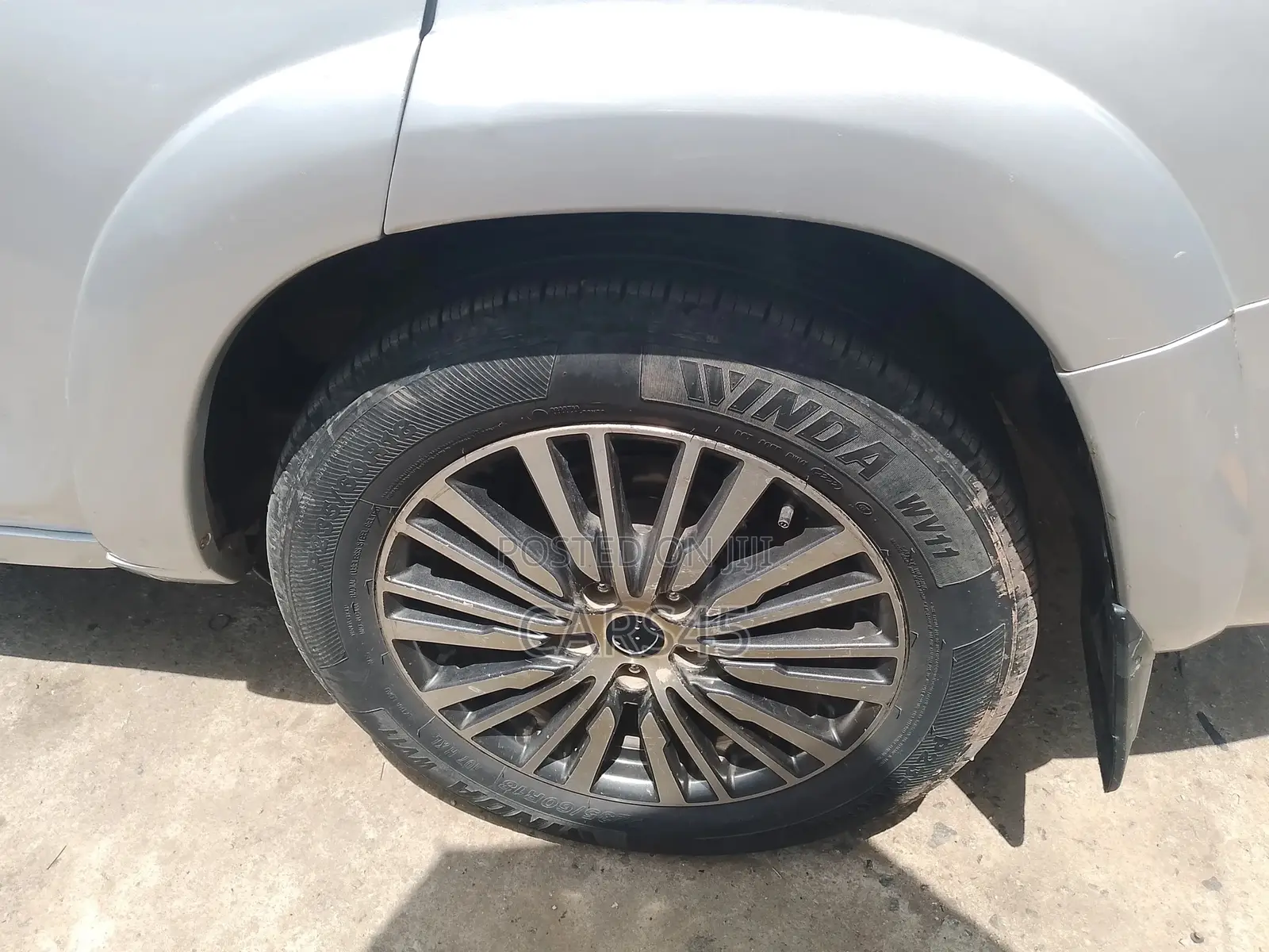 Toyota RAV4 2011 Silver