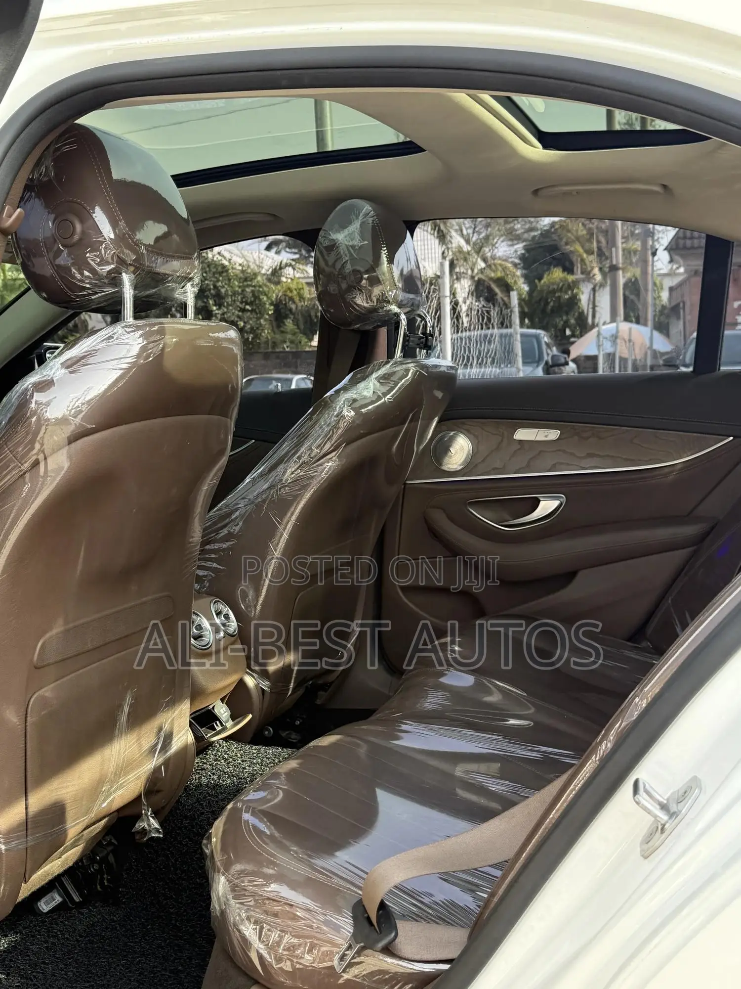 Mercedes-Benz E300 2018 White