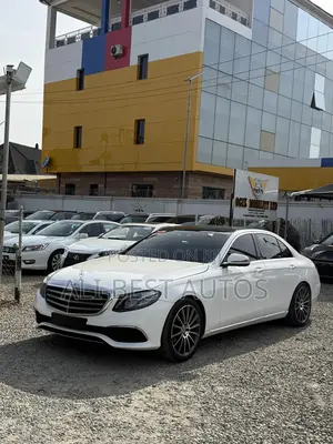 Mercedes-Benz E300 2018 White
