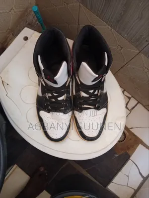 Nike Classic Retro 1 Sneakers