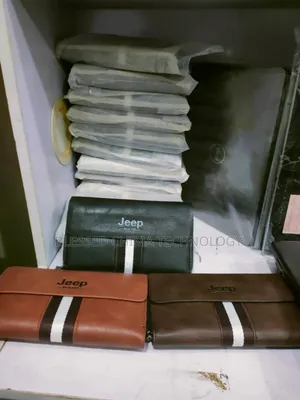 Jeep Leather Pause Bag