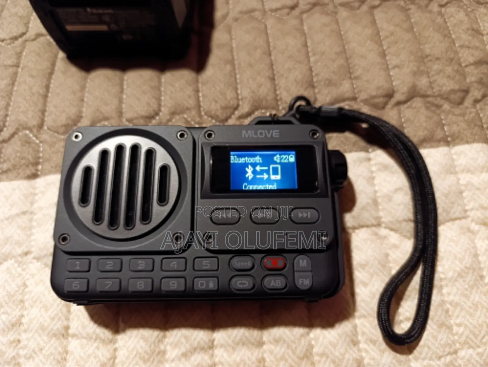 Bv800 Multi-Functional Fm Bluetooth Speaker / Radio