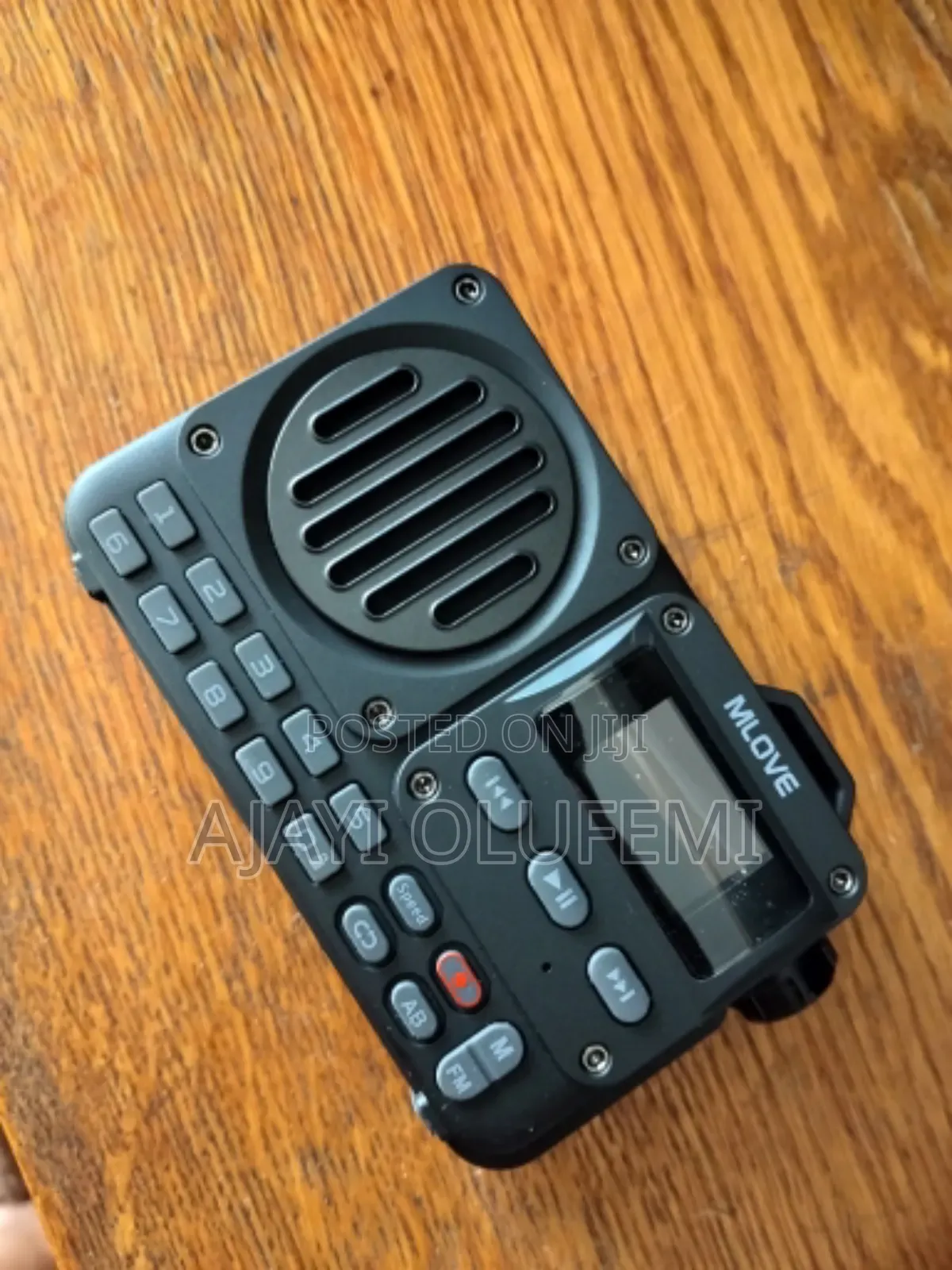 Bv800 Multi-Functional Fm Bluetooth Speaker / Radio