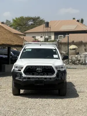 Toyota Tacoma 2020 White