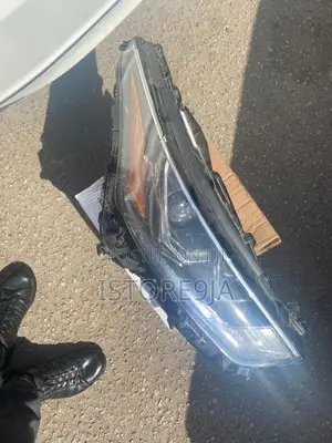 Headlamp Toyota Highlander 2021