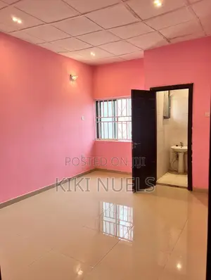 3bdrm Duplex in Road Safety Estate, for sale