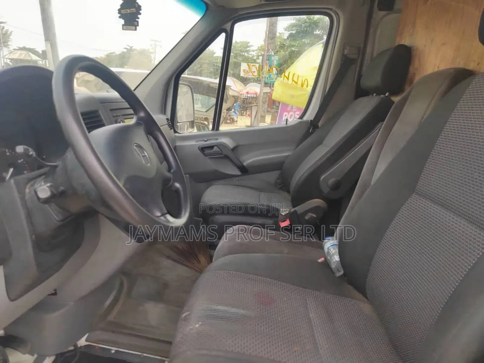 Mercedes-Benz Sprinter 2013 White