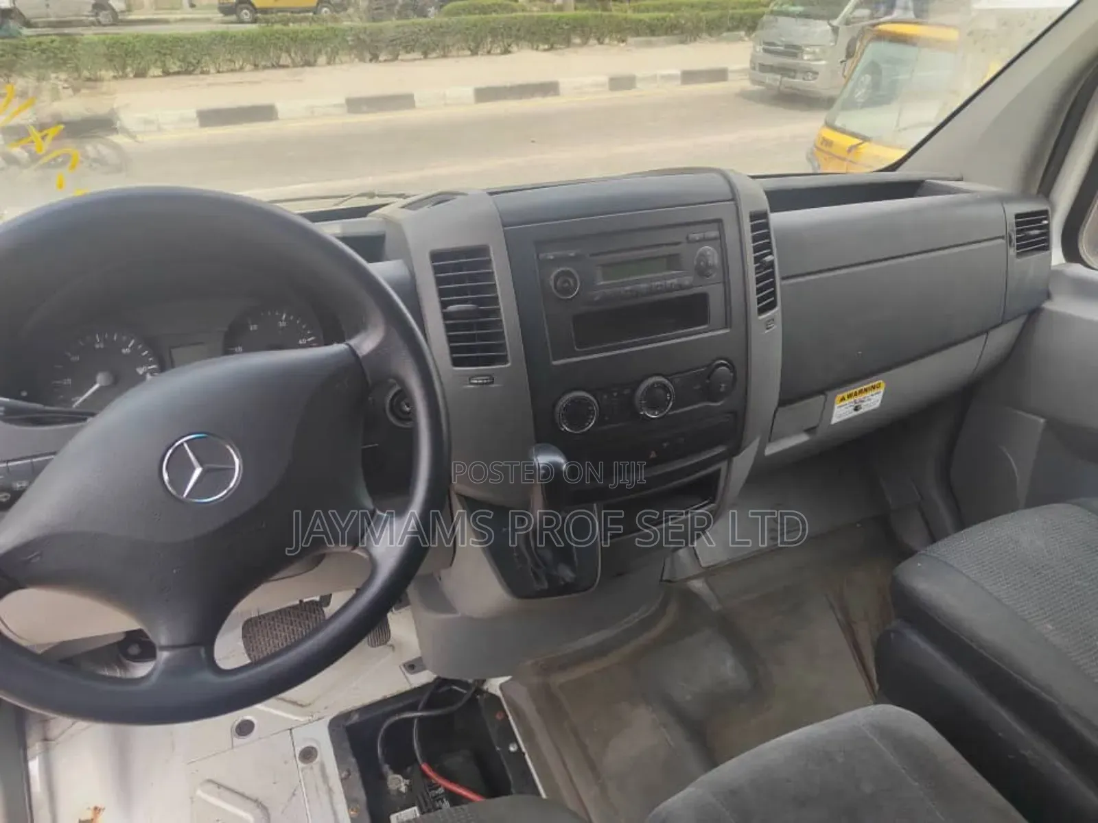 Mercedes-Benz Sprinter 2013 White