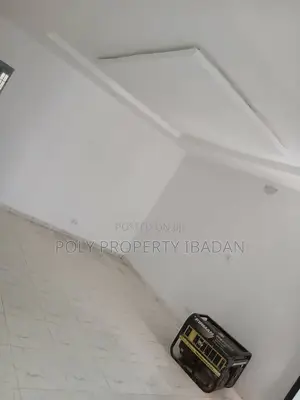 3bdrm Apartment in Akoto Estate, Ibadan for rent