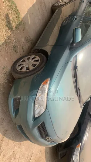 Toyota Corolla LE 4dr Sedan (1.8L 4cyl 4A) 2010 Green