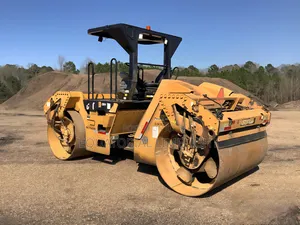 Caterpillar Cb64 Double Drum Roller