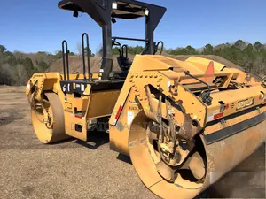 Caterpillar Cb64 Double Drum Roller