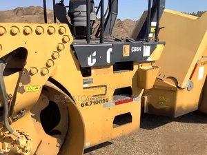 Caterpillar Cb64 Double Drum Roller