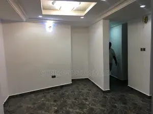 3bdrm Apartment in Toyin Street for rent