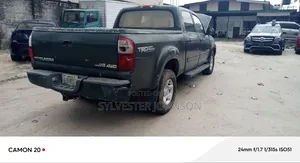 Toyota Tundra Automatic 2004 Green