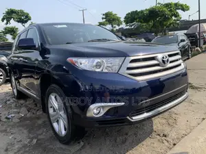 Toyota Highlander 2012 Blue