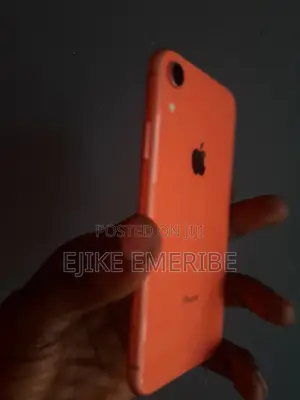 Apple iPhone XR 64 GB Orange