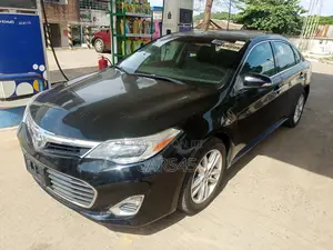 Toyota Avalon 2013 Black