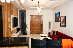 087100kv - 3 Bedroom Shortlet in Airport Road Benin