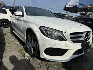 Mercedes-Benz C400 4Matic AWD Sedan (3.0L V6 7A) 2015 White