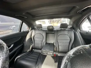 Mercedes-Benz C400 4Matic AWD Sedan (3.0L V6 7A) 2015 White