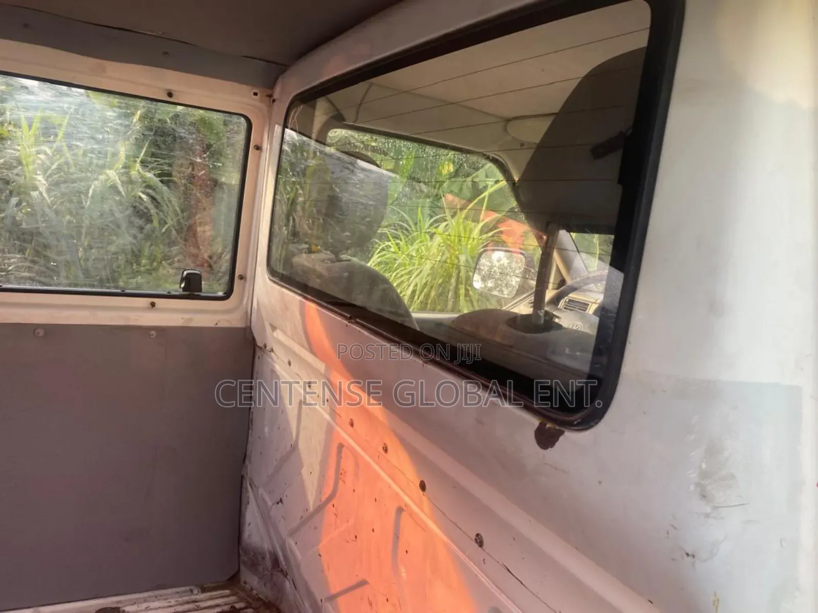 Volkswagen Transporter 2001 White