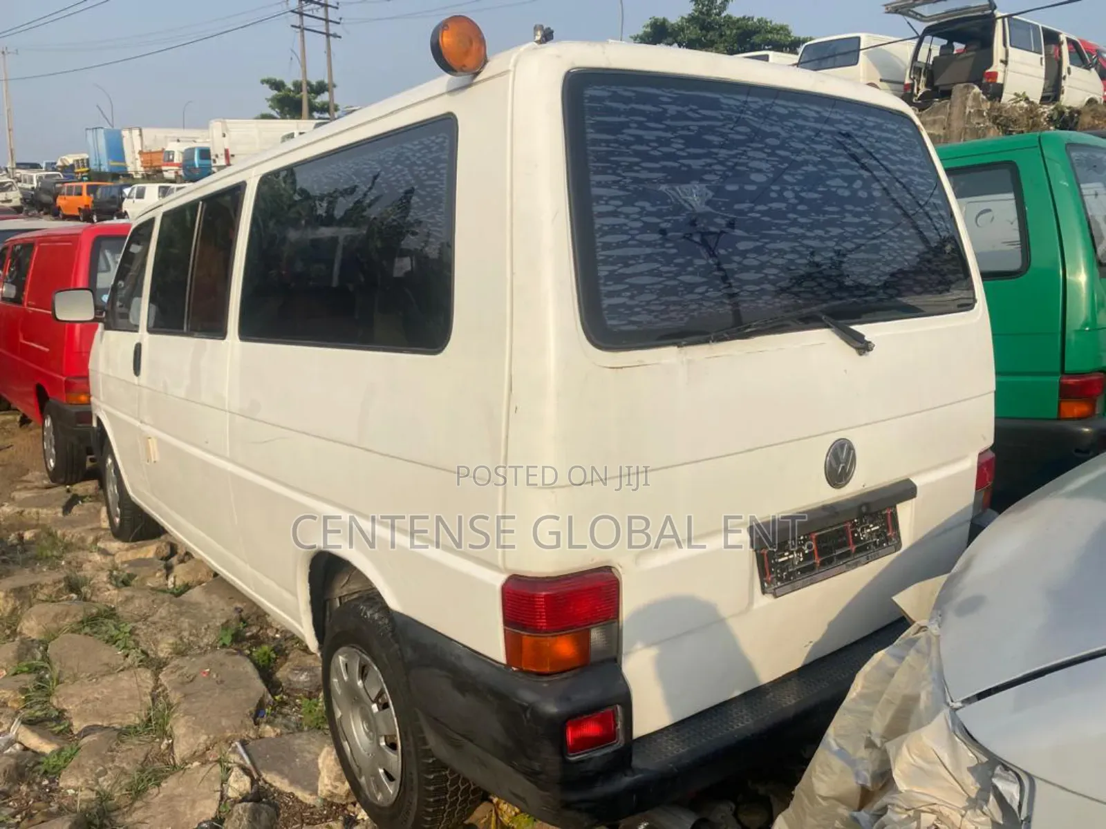 Volkswagen Transporter 2001 White
