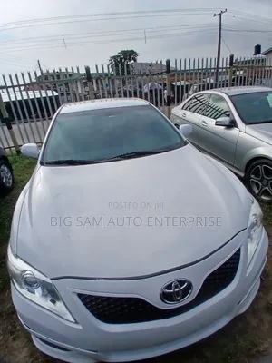 Toyota Camry LE 4dr Sedan (2.4L 4cyl 5A) 2009 White